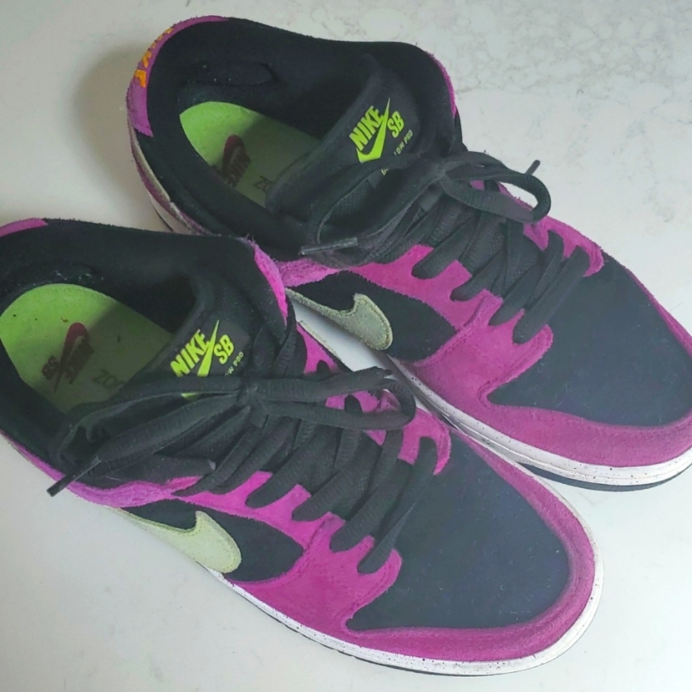 Nike Dunk SB Low Pro Plum